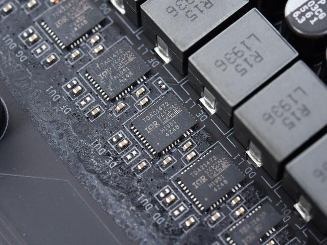 技嘉B550主板怎么样 技嘉B550 AORUS MASTER主板详细评测