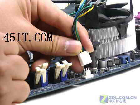 intel LGA 775 CPU散热器安装图解