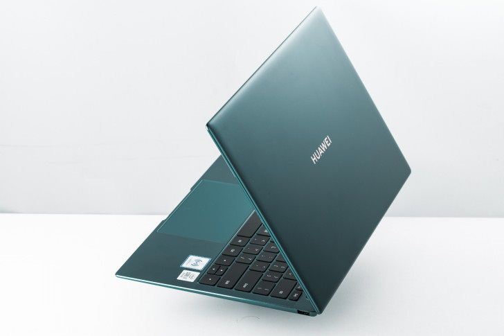 华为MateBook X Pro 2020款翡冷翠开箱图赏