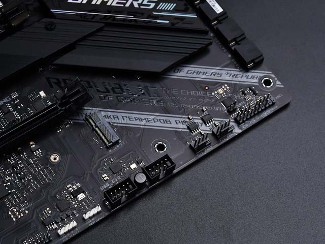 B460主板怎么样?华硕ROG STRIX B460-F GAMING主板详细评测