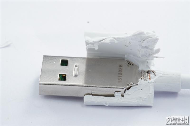 谁家更厚道?OPPO/一加/华为三款5A大电流快充数据线对比评测