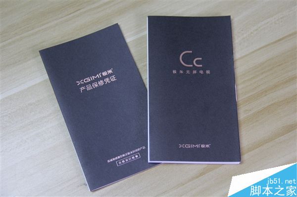 极米全新无屏电视CC开箱图赏:196寸一手即可拎走