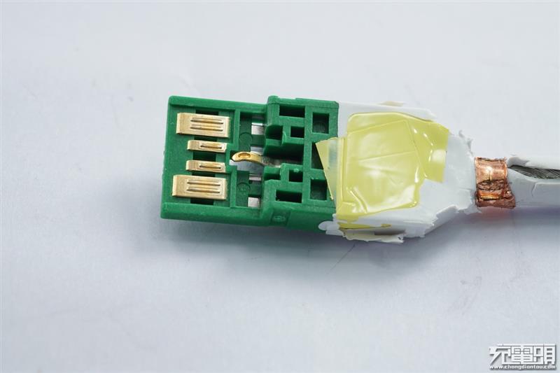 谁家更厚道?OPPO/一加/华为三款5A大电流快充数据线对比评测
