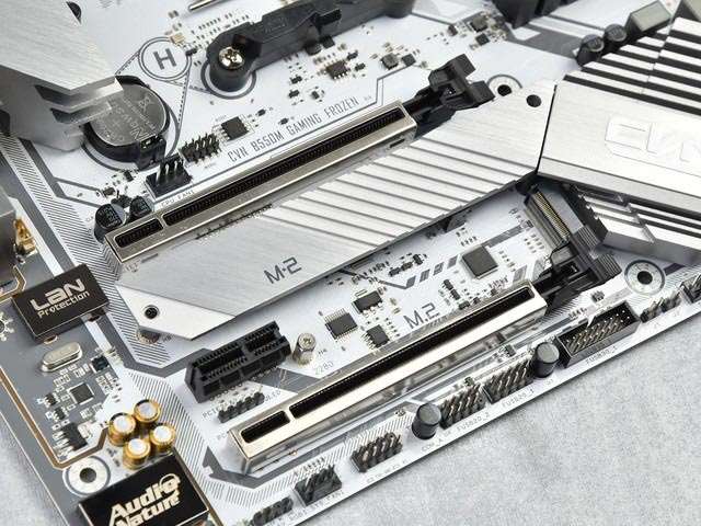七彩虹CVN B550M值得买吗 七彩虹CVN B550M主板介绍