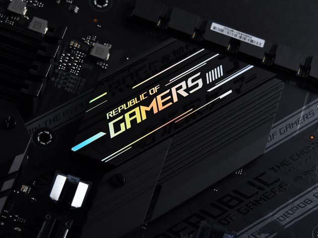 B460主板怎么样?华硕ROG STRIX B460-F GAMING主板详细评测