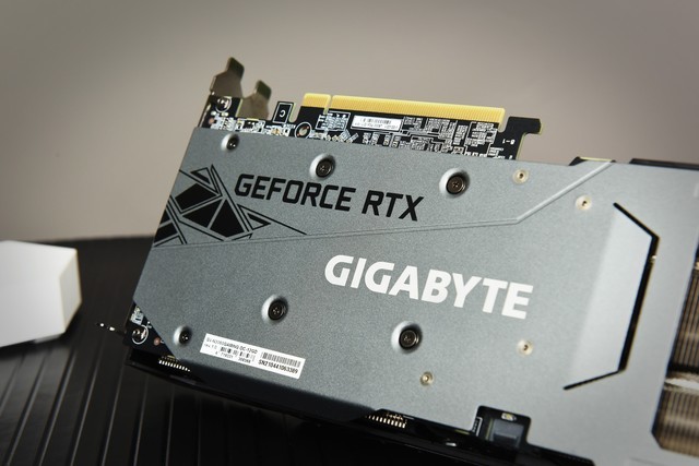 技嘉魔鹰RTX 3060 GAMING OC显卡全面评测