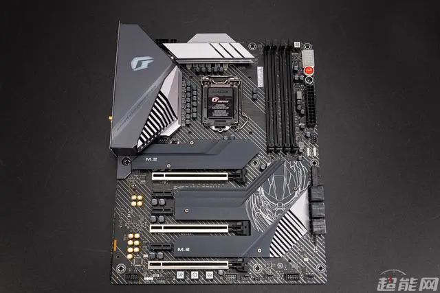iGame Z490 Vulcan X主板值得买吗?iGame Z490 Vulcan X主板评测