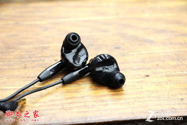 近期大牌耳机评测汇总 华丽的听觉盛宴 