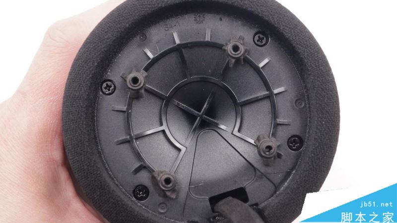 小度人工智能音箱1S内部做工如何 小度人工智能音箱1S拆解图解评测