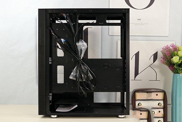 i7-9700K+RTX2060S先马易大师机箱电脑配置详解