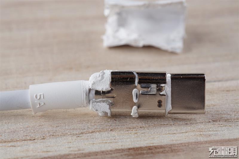 谁家更厚道?OPPO/一加/华为三款5A大电流快充数据线对比评测