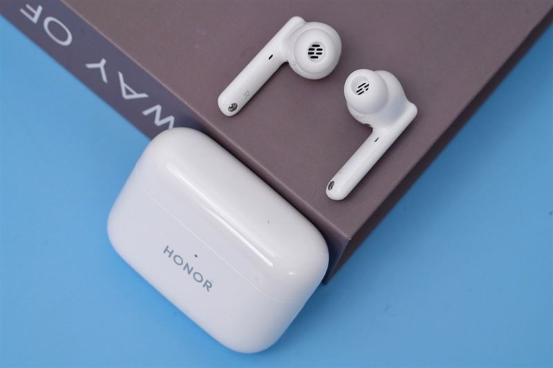 荣耀Earbuds2 SE值得入手吗 真无线降噪耳机荣耀Earbuds2 SE全方位评测