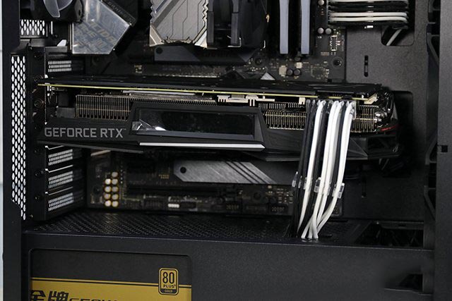 i7-9700K+RTX2060S先马易大师机箱电脑配置详解