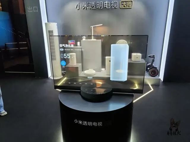 小米大师OLED透明电视怎么样?小米大师OLED透明电视体验分享