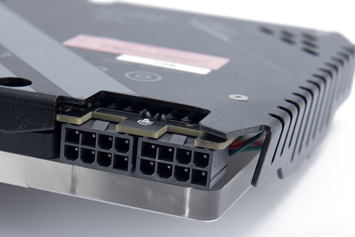索泰GTX1080 Ti寒冰至尊显卡详细深度拆解评测