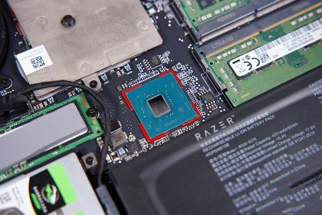 雷蛇灵刃15标准版散热好不好 雷蛇灵刃15标准版拆解与散热测试