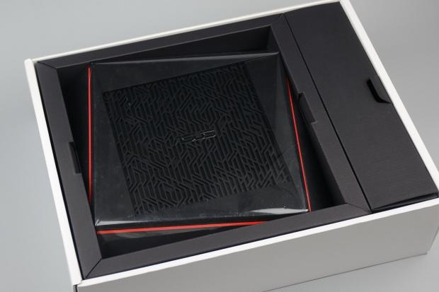 华硕RT-AC5300值得买吗？华硕RT-AC5300路由器开箱图解评测