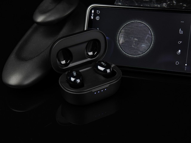 飞傲首款真无线耳机FW1值得买吗 飞傲真无线耳机FW1详细评测