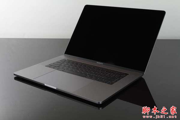 苹果全新MacBook Pro 13和15寸哪个值得买？新MacBook Pro13/15英寸深度对比区别评测