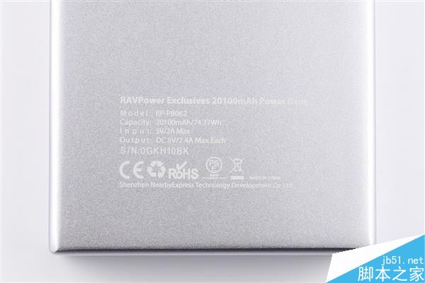 高逼格!RAVPower保时捷设计四口桌充与移动电源开箱图赏