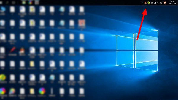 Win10桌面任务栏跑到右侧或上边怎么办？win10任务栏还原到下面图文教程