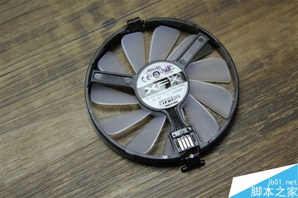 AMD RX 580/570/550国内各大显卡厂商的新卡海量图赏
