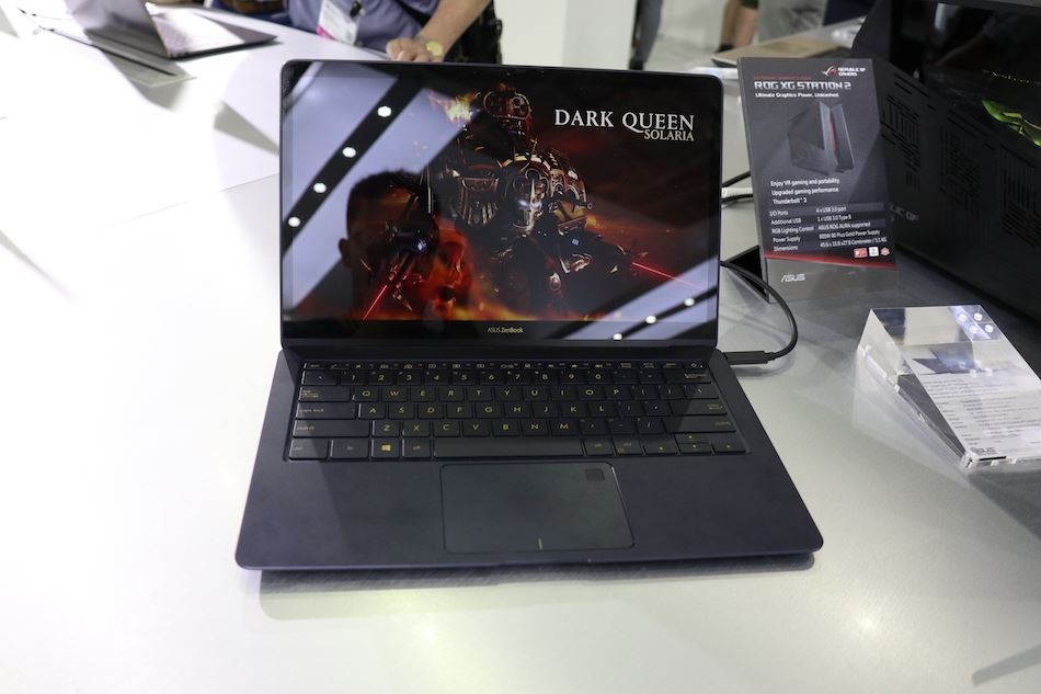 华硕灵耀3 Deluxe值不值得买？华硕灵耀3 Deluxe真机图赏