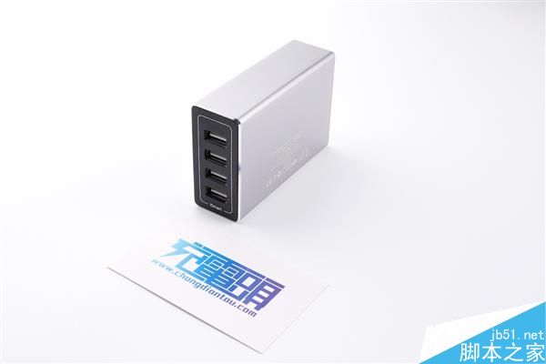 高逼格!RAVPower保时捷设计四口桌充与移动电源开箱图赏