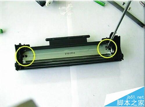 惠普HP 6L激光打印机硒鼓没粉了怎么灌粉?