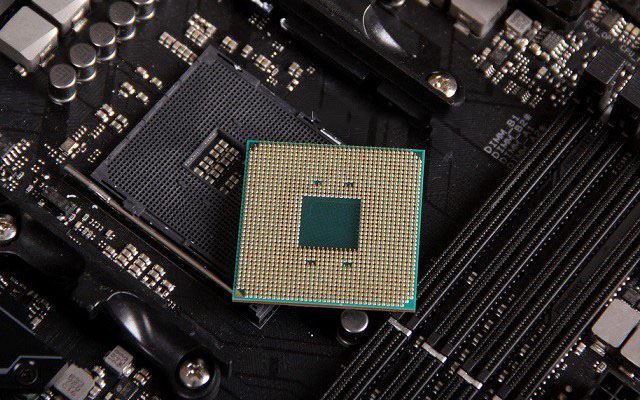 AMD二代锐龙R5 2600X装机教程 2018锐龙二代组装电脑教程详解