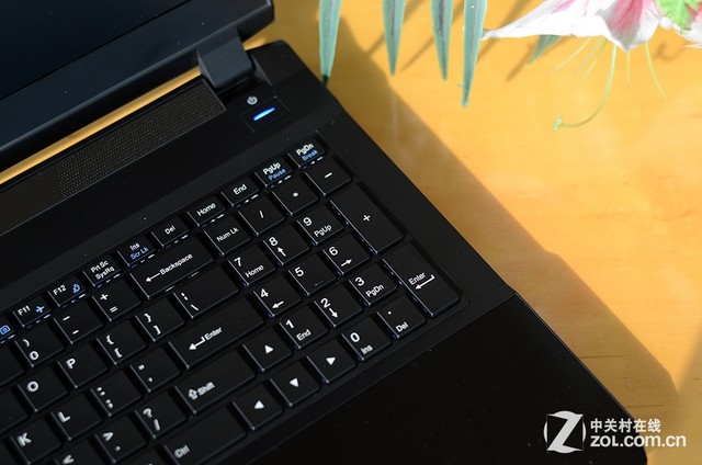GTX970M性能倍增 神舟战神Z7游戏笔记本首测/图