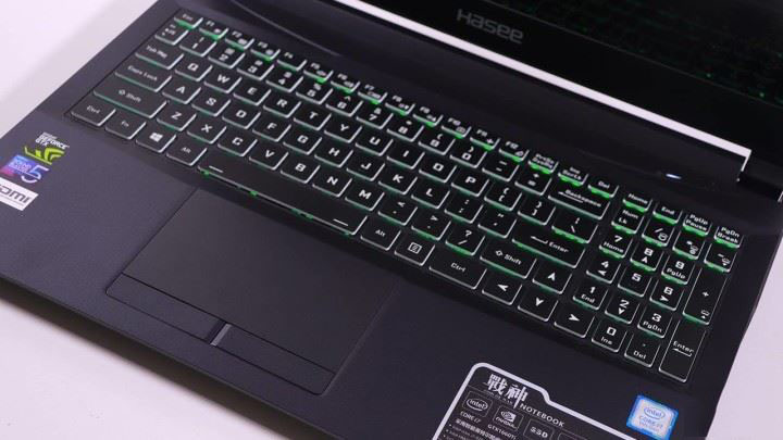 神舟战神Z7-CT7NA值得买吗 GTX 1660Ti游戏本神舟战神Z7-CT7NA全面评测