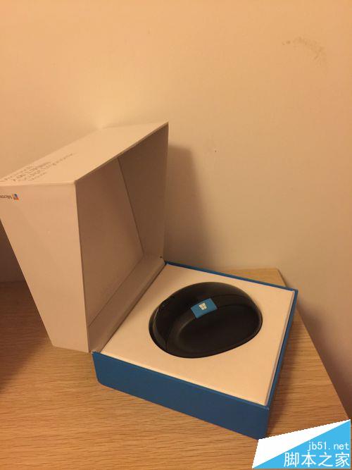 微软Sculpt Ergonomic Mouse大鼠标该怎么使用?