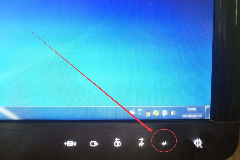 联想显示器怎么调整屏幕的灰阶?