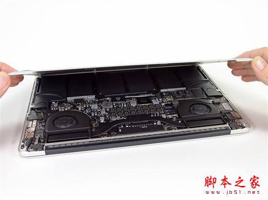 苹果新发布本本MacBook Pro Retina版本拆机详细过程（大量组图）