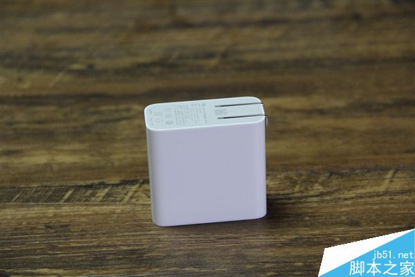 12.5英寸小米笔记本Air 4G版开箱图赏:全金属机身