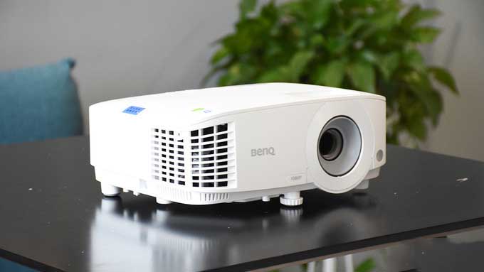 明基E580商务智能投影仪值得买吗 明基E580商务智能投影仪评测