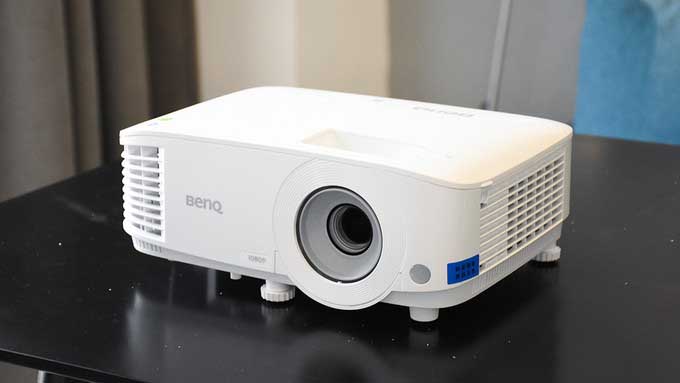 明基E580商务智能投影仪值得买吗 明基E580商务智能投影仪评测