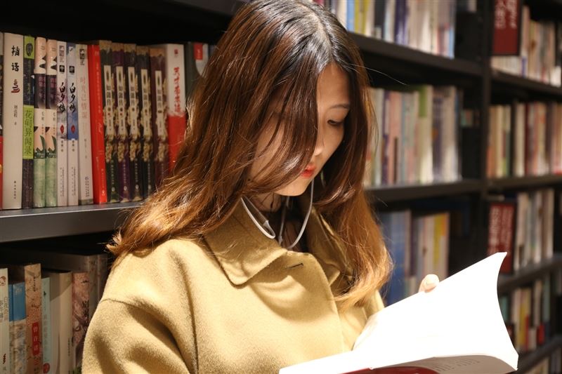 华为FreeLace耳机好不好用 华为FreeLace无线耳机使用体验