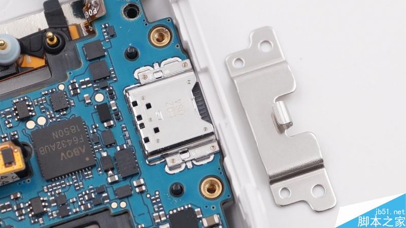 三星Galaxy Buds耳机内部做工如何 三星Galaxy Buds真无线蓝牙耳机拆解+评测