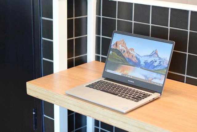 RedmiBook 14性能如何 RedmiBook 14笔记本使用体验及拆解评测