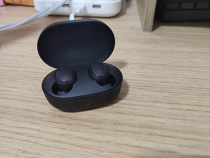 redmi airdots 2蓝牙耳机和redmi airdots青春版哪个好