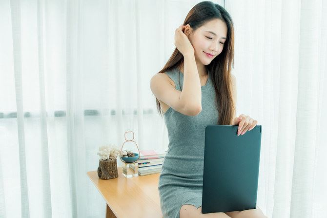 神舟精盾U45A1畅玩版上手体验及评测