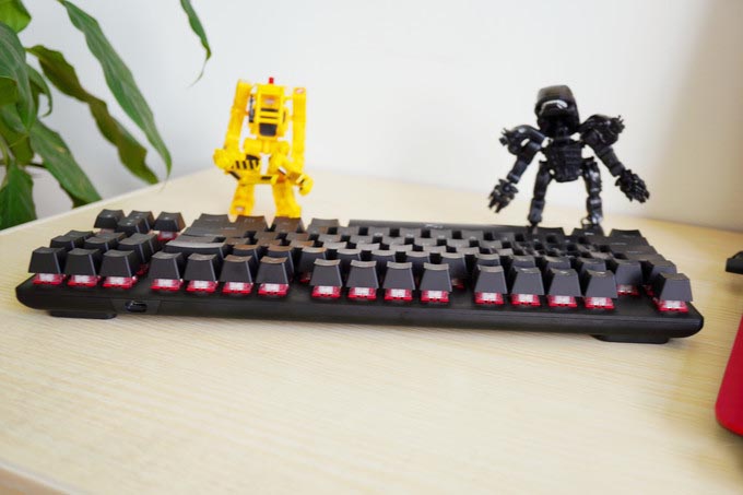 HyperX阿洛伊起源竞技版红轴键盘怎么样 HyperX阿洛伊起源键盘评测