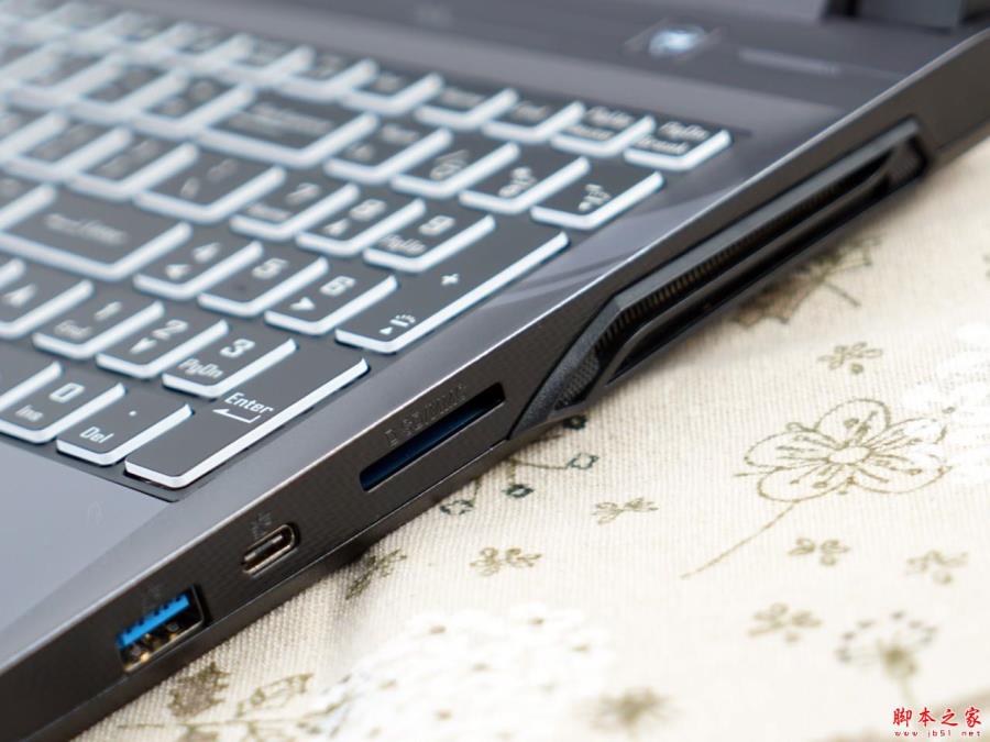 机械师T58-V好不好？微边骇视机械师T58-V天启i7-9750H游戏本全面评测