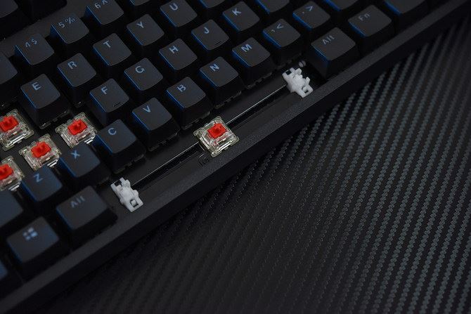 雷柏V808 RGB机械键盘值得买吗 雷柏V808 RGB游戏机械键盘评测
