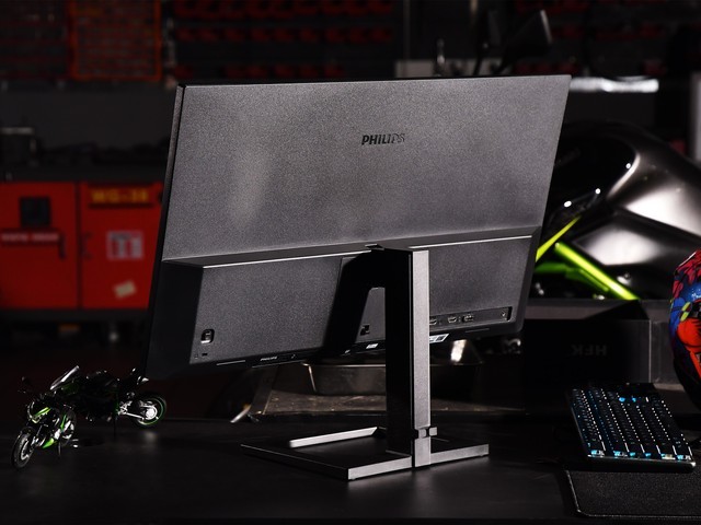 飞利浦288E2E 4K显示器值得入手吗 飞利浦288E2E 4K显示器评测