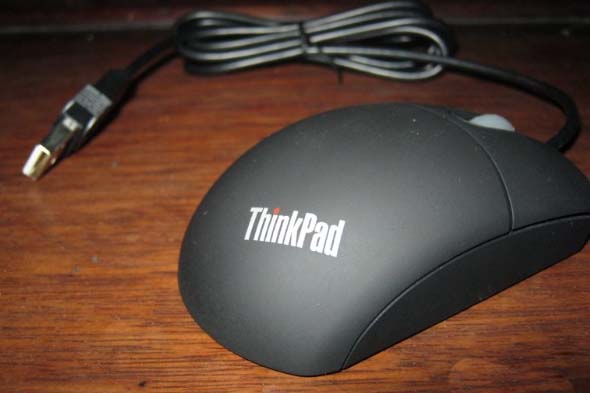 thinkpad鼠标怎么拆解? thinkpad鼠标拆解图文教程