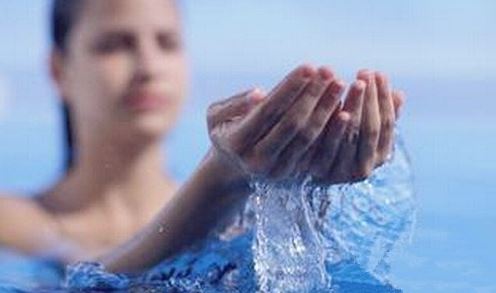 图片上传网络变模糊怎么办？图片上传到空间或朋友圈变模糊解决方法