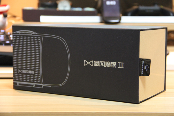 暴风VR硬件-魔镜3评测：享受沉浸式体验